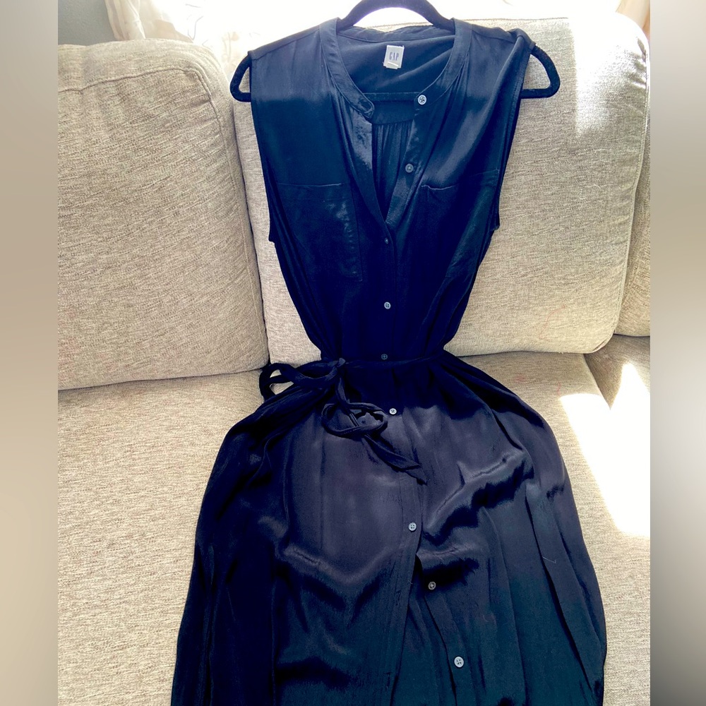 Gap Size Large Black Maxi Shirtdress